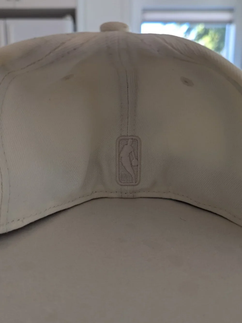 Chicago Bulls White on White Flat Bill New Era 59Fifty Cap - Size 7 3/8